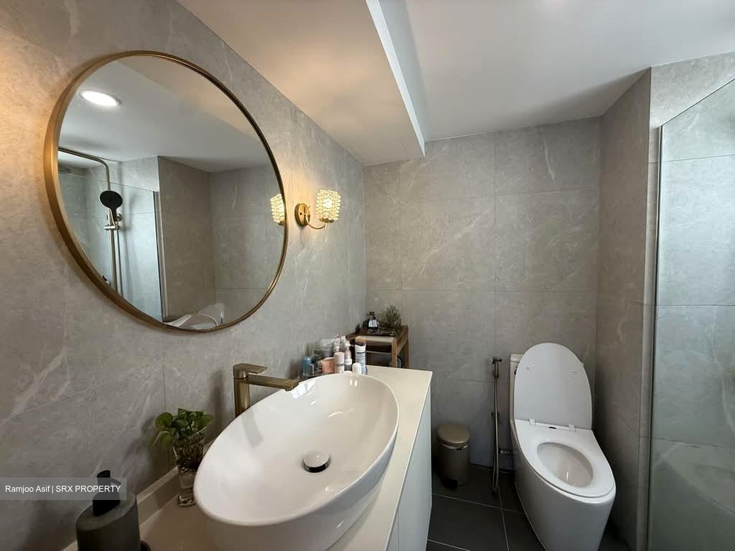 Melville Park (D18), Condominium #566664821